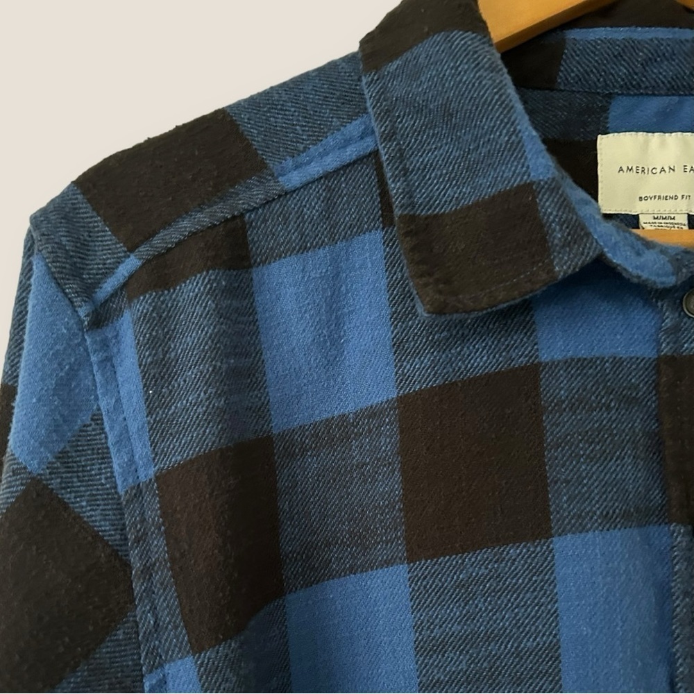 American Eagle Plaid Boyfriend Fit Button Down Flannel Shirt - Picture 4 of 8